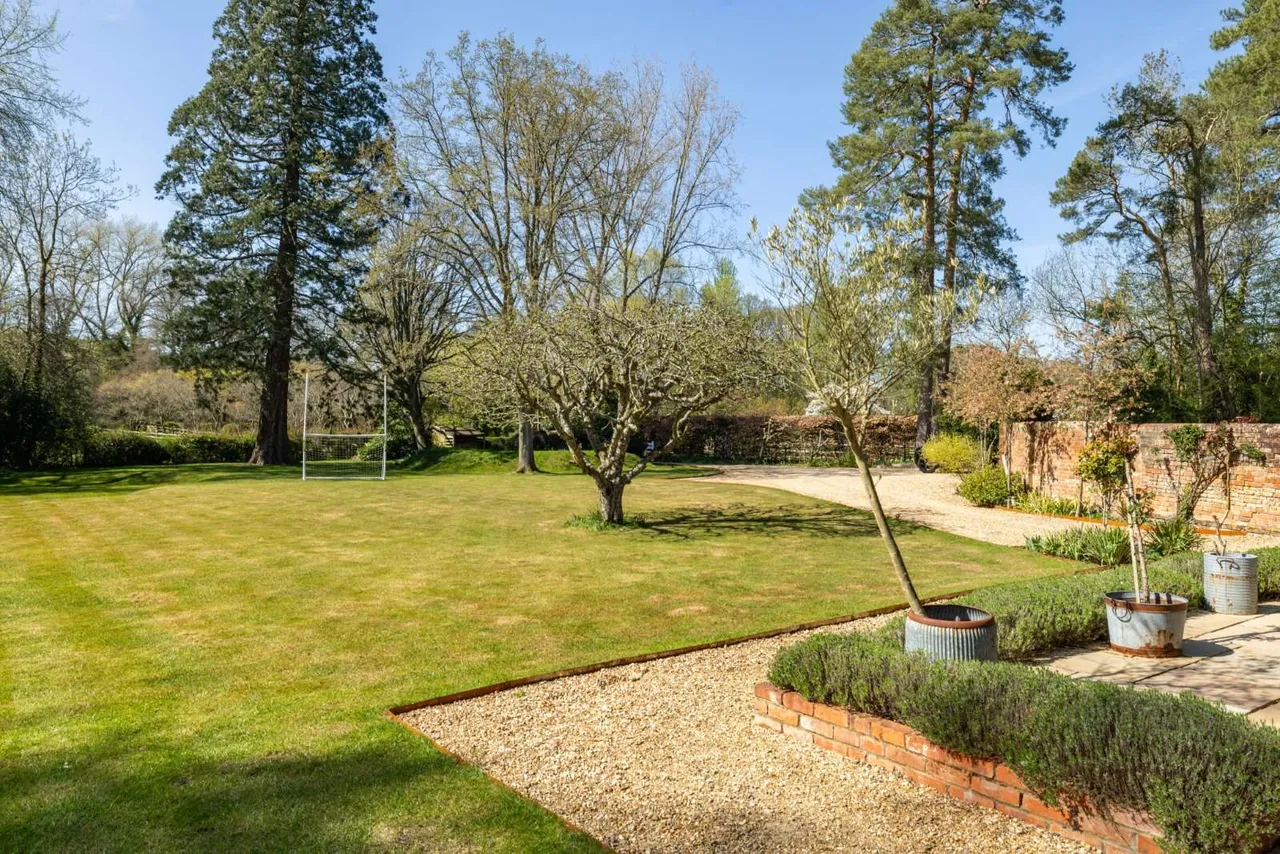 Pankridge Street, Crondall, GU10, photo 19