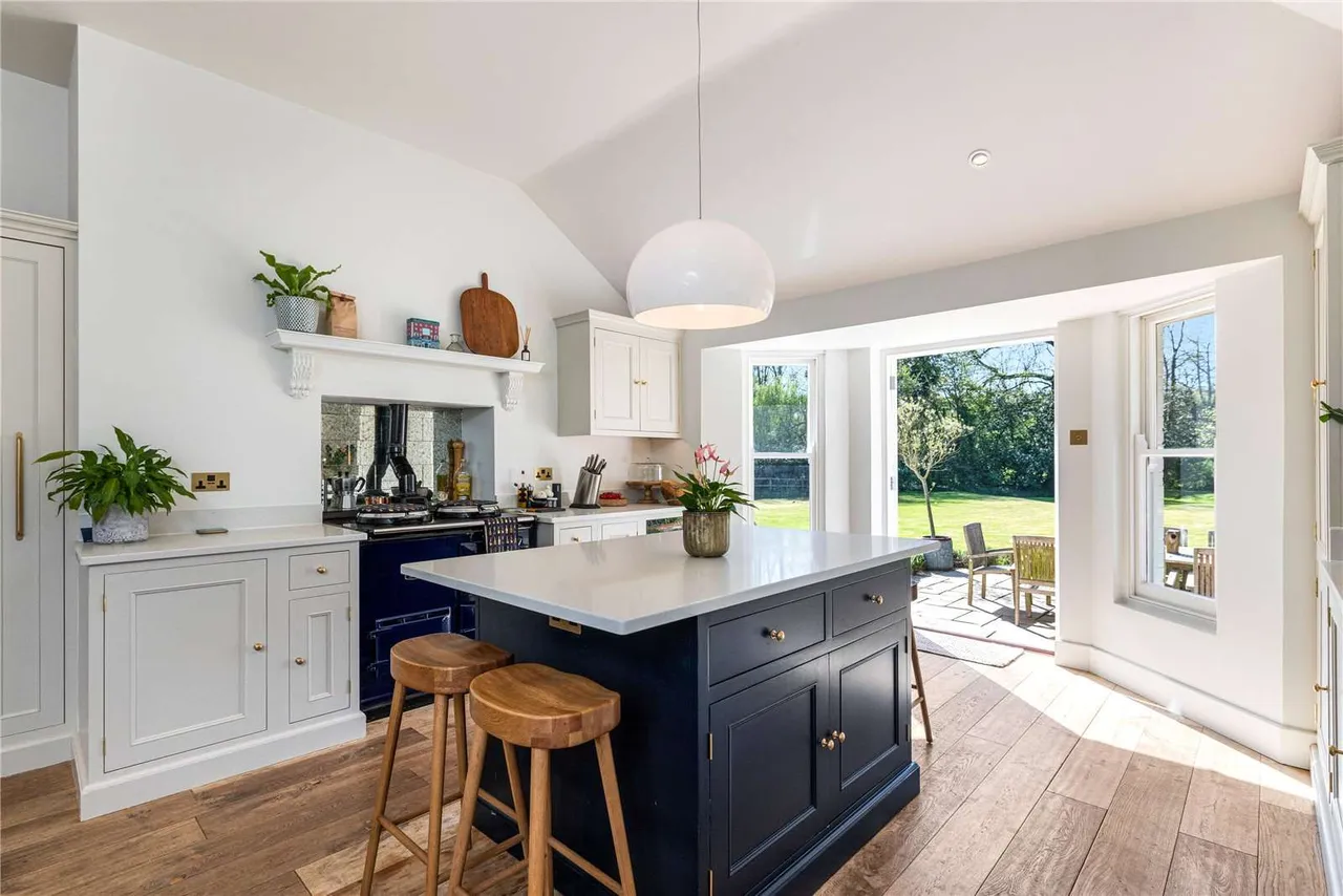 Pankridge Street, Crondall, GU10, photo 3