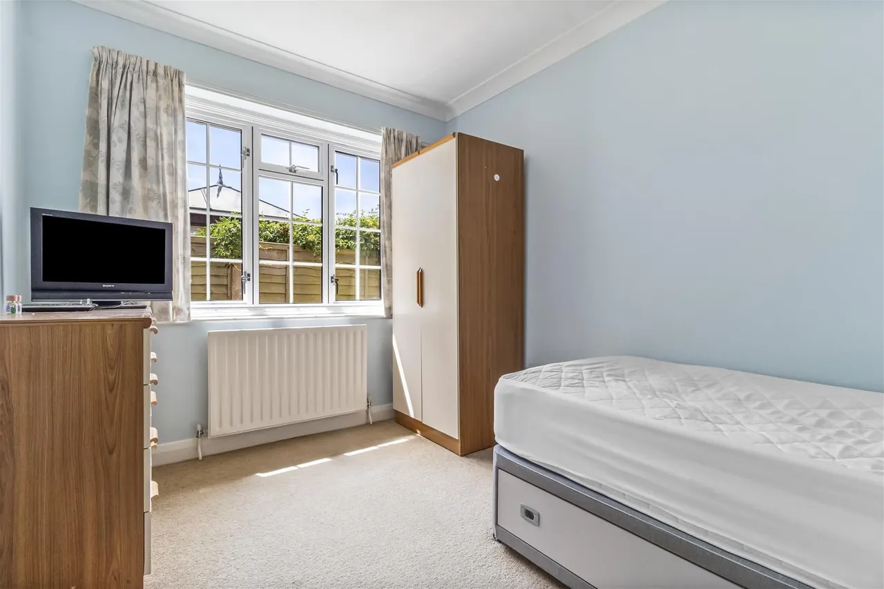 Park Drive, Rustington, photo 13