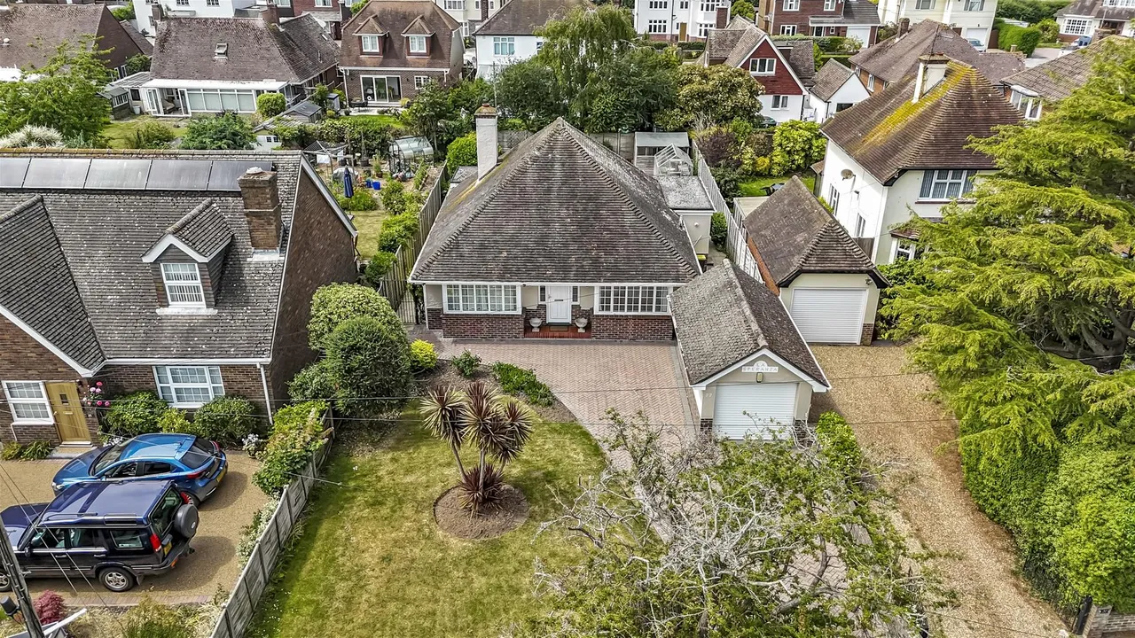 Park Drive, Rustington, photo 16