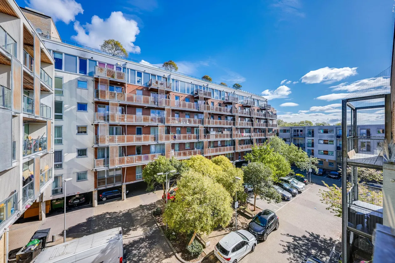 Woodgrange Road, London, E7, photo 16