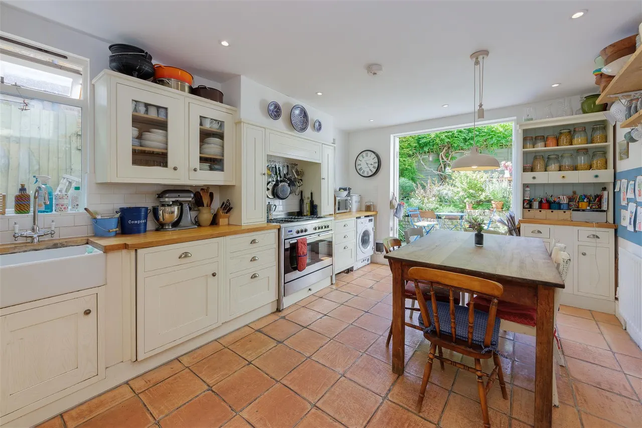 Despard Road, London, N19, photo 3