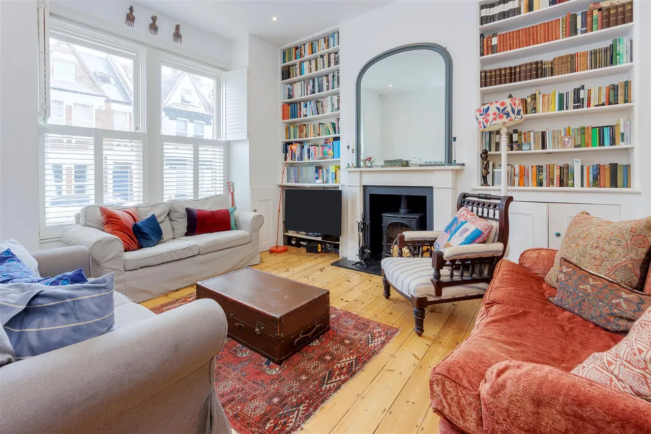 Despard Road, London, N19, photo 2