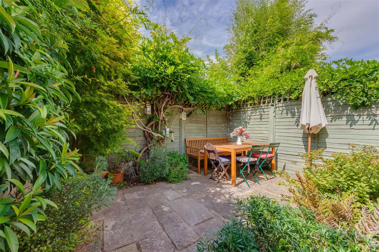 Despard Road, London, N19, photo 25
