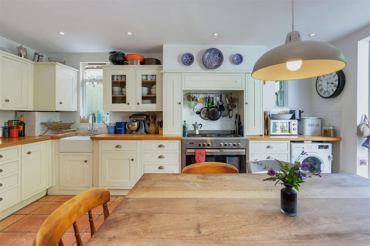 Despard Road, London, N19, photo 9
