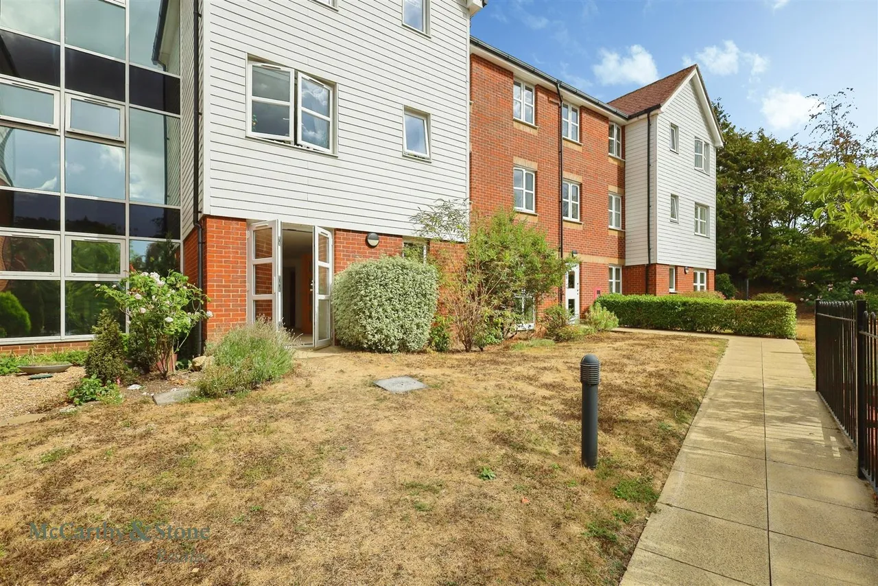 Mutton Hall Hill, Heathfield, TN21, photo 23
