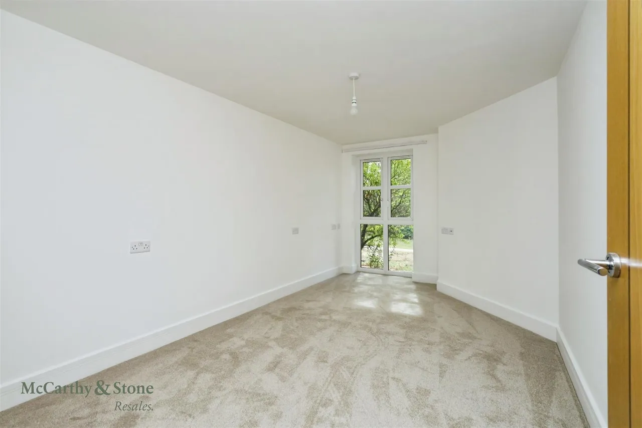 Mutton Hall Hill, Heathfield, TN21, photo 4