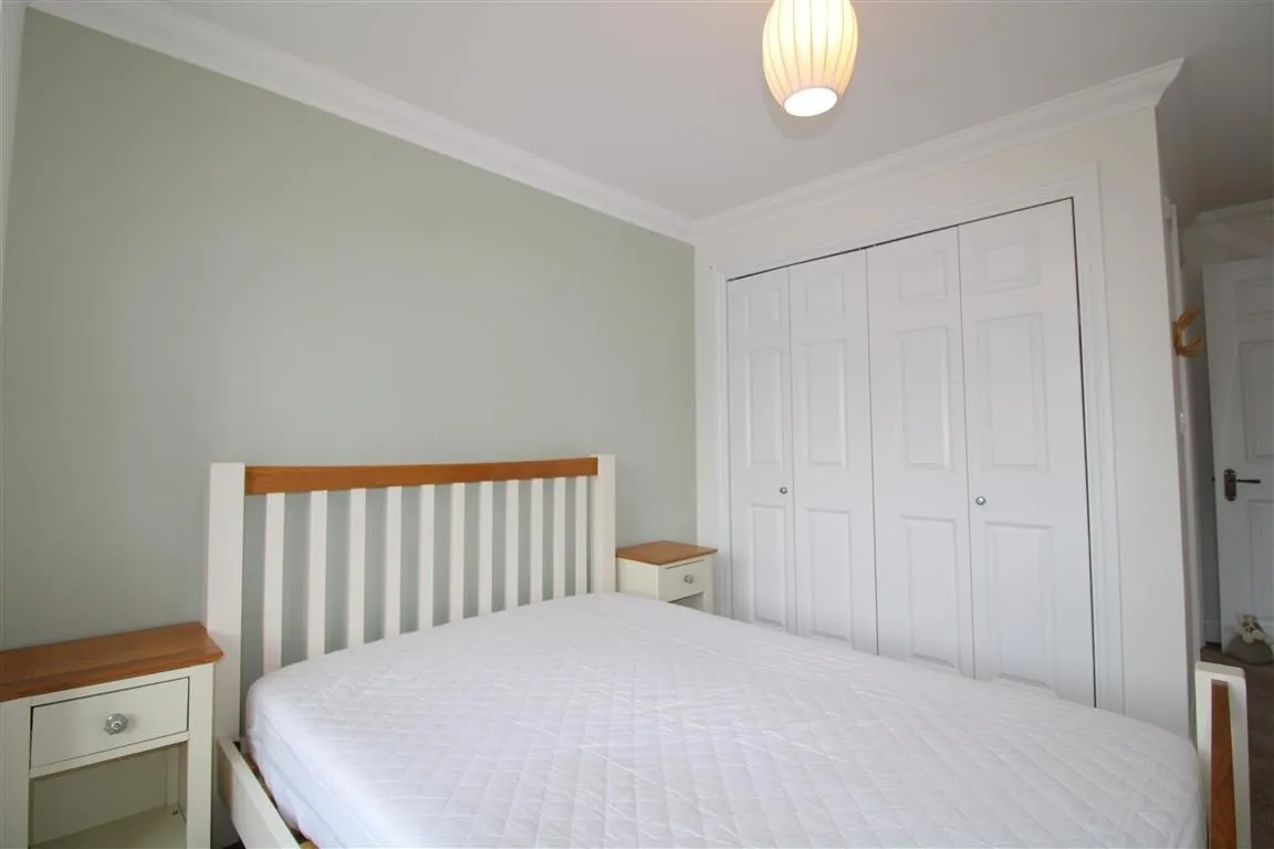Two Bedroom Apartment, No Chain, Next To Taplow Station, Maidenhead, photo 7