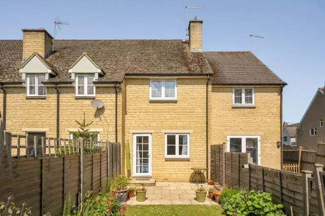 2 bed house for sale, Pembroke Place, Bampton, OX18