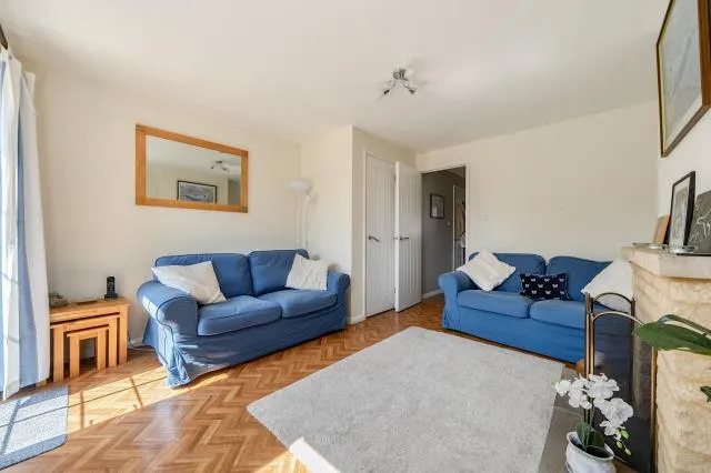 Pembroke Place, Bampton, OX18, photo 4