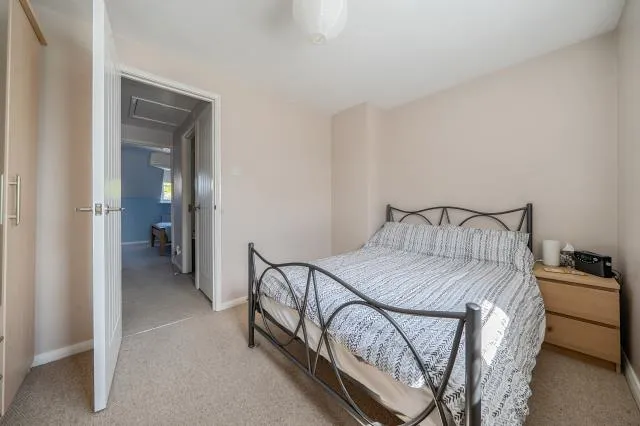 Pembroke Place, Bampton, OX18, photo 15