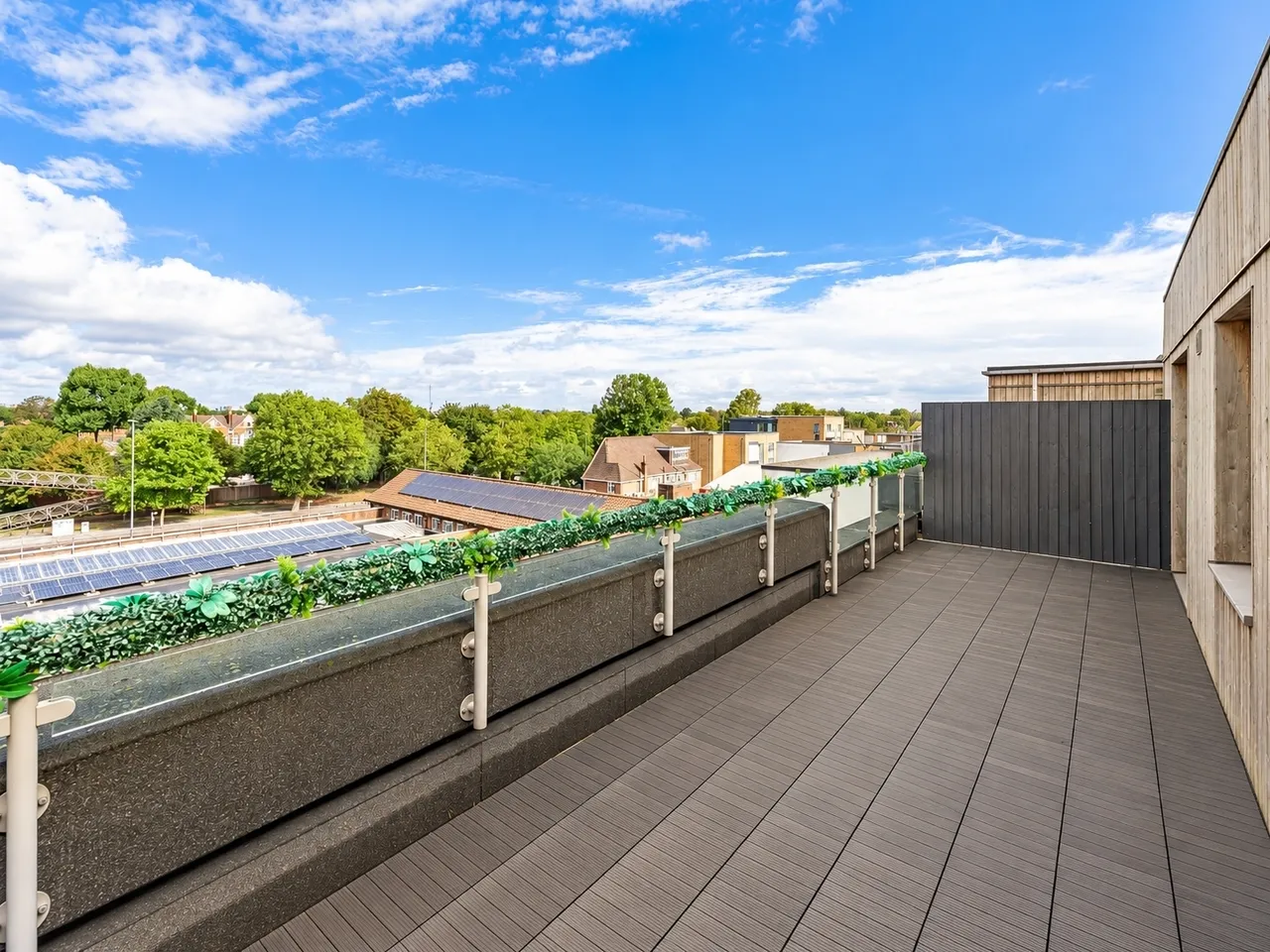 1 bed flat for sale, Garden Road, Richmond, TW9