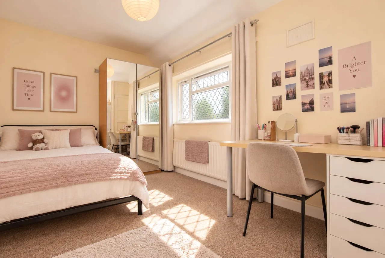 Hornbeam Road, Guildford, GU1, photo 9