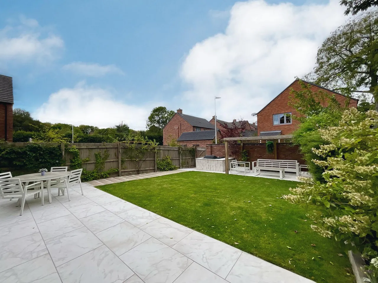Blackburn Close, Nottingham, NG4, photo 26