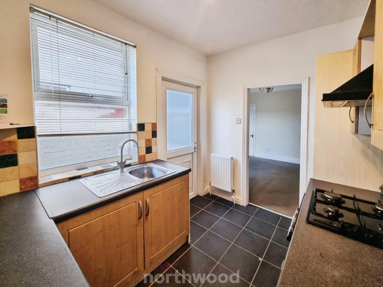 Alexandra Road, Balby, DN4, photo 12
