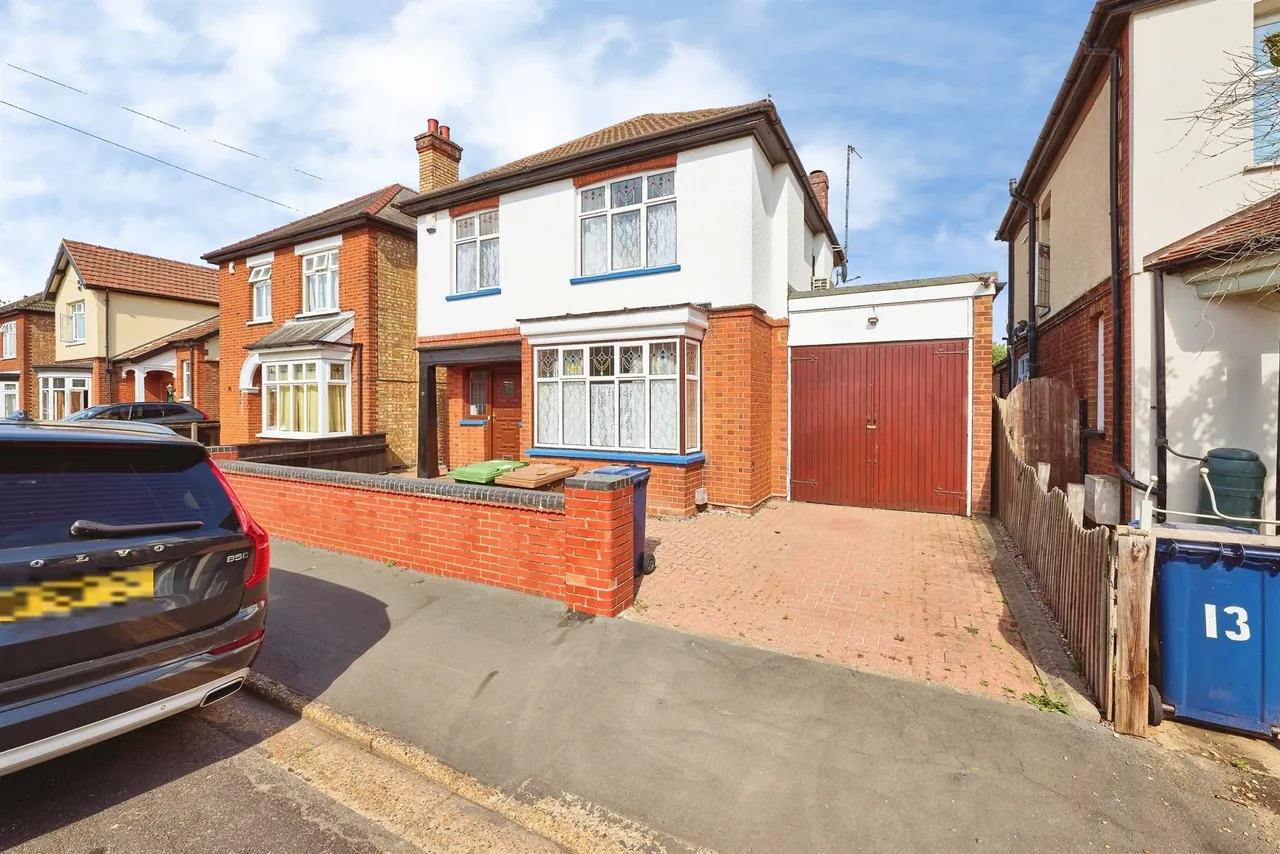 Westwood Avenue, March, PE15, photo 4