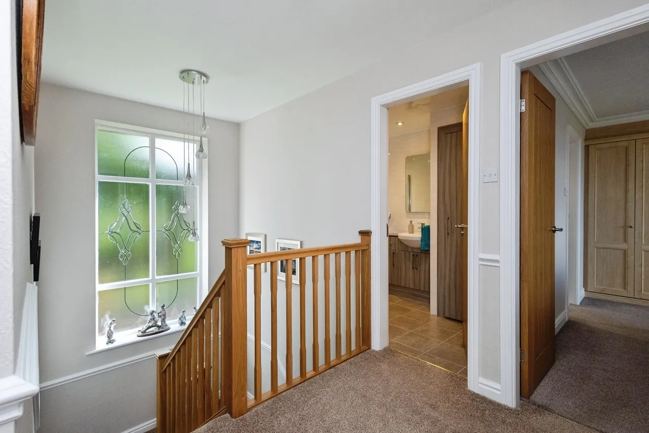 Woodend Drive, Stalybridge, Greater Manchester, SK15, photo 12