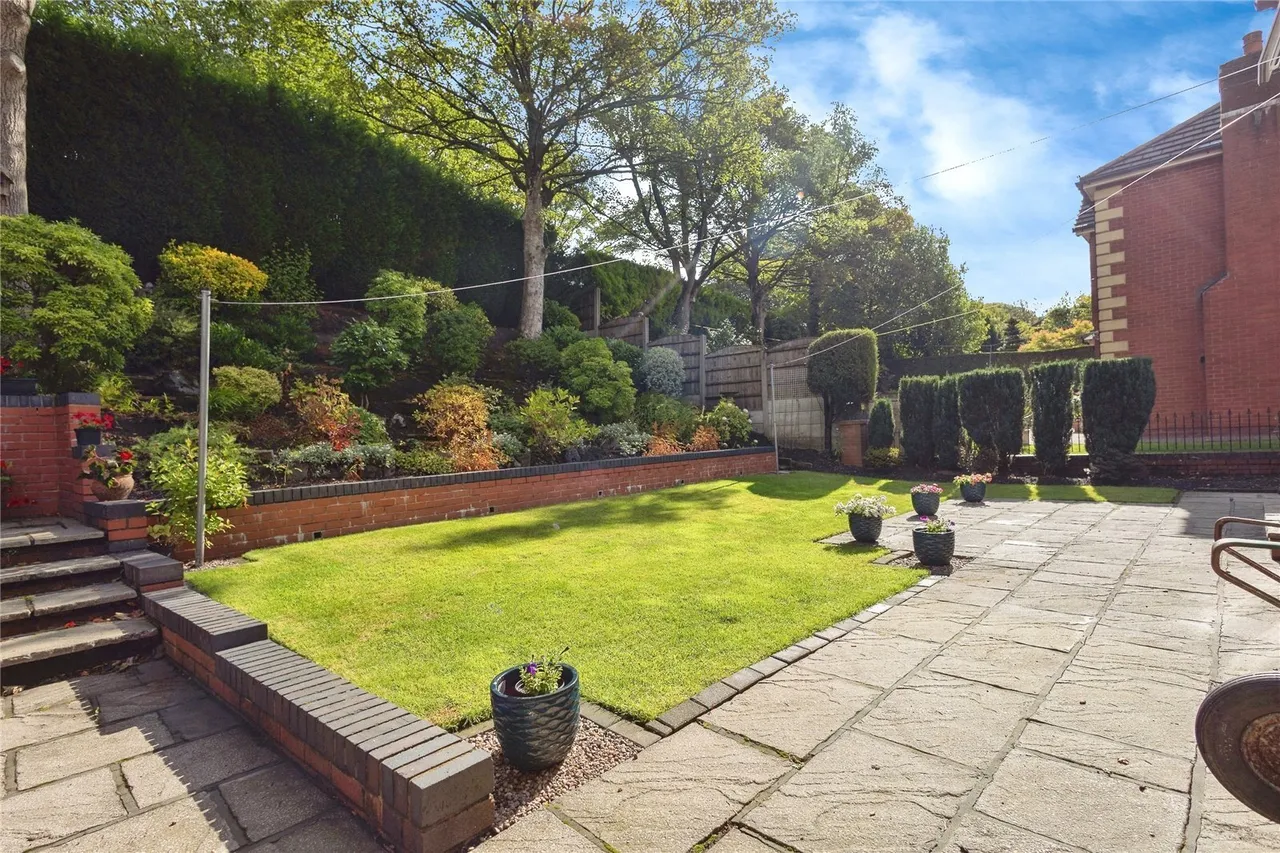 Woodend Drive, Stalybridge, Greater Manchester, SK15, photo 4