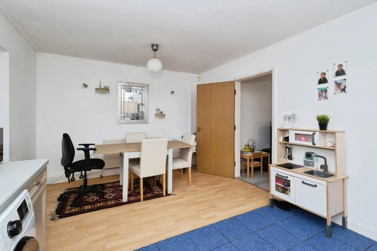 Kirkman Close, Gorton, Manchester, M18, photo 7