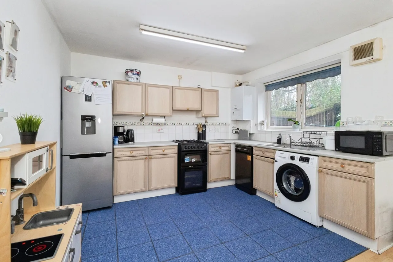 Kirkman Close, Gorton, Manchester, M18, photo 5