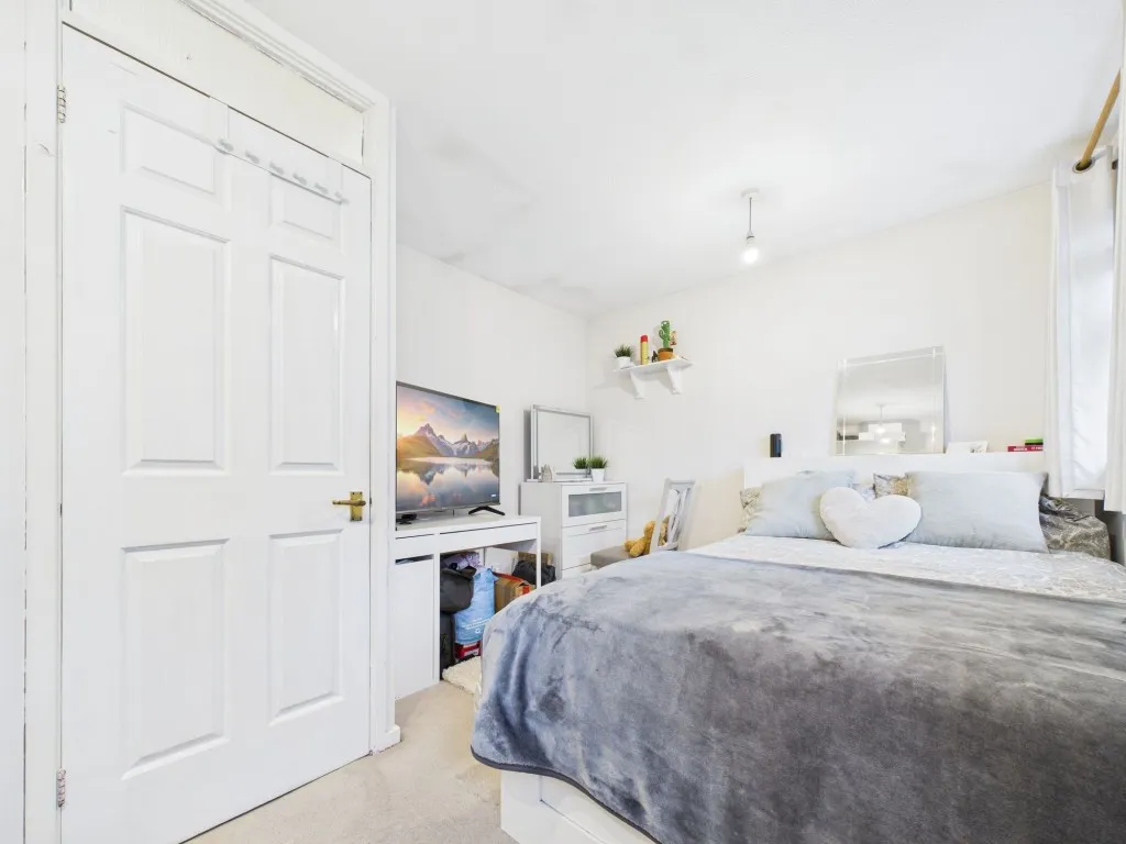 Huscarle Way, Tilehurst, RG31, photo 13
