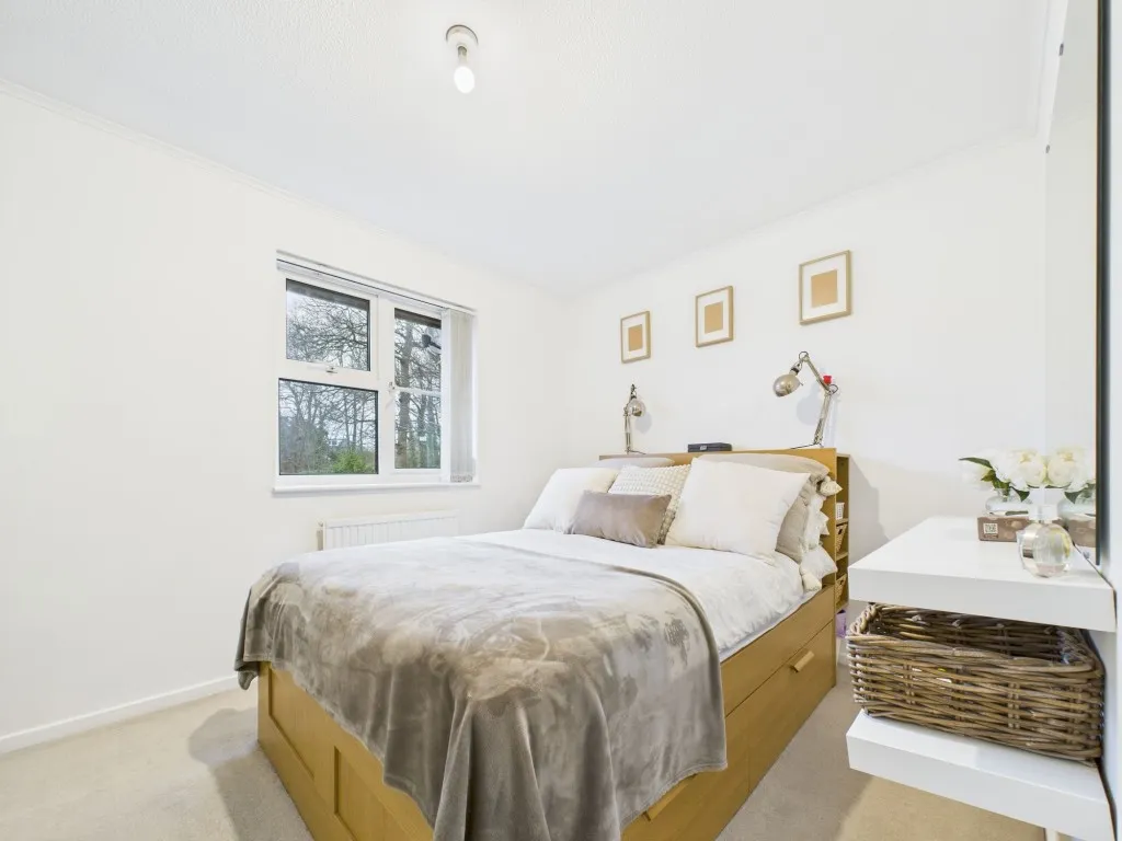 Huscarle Way, Tilehurst, RG31, photo 11