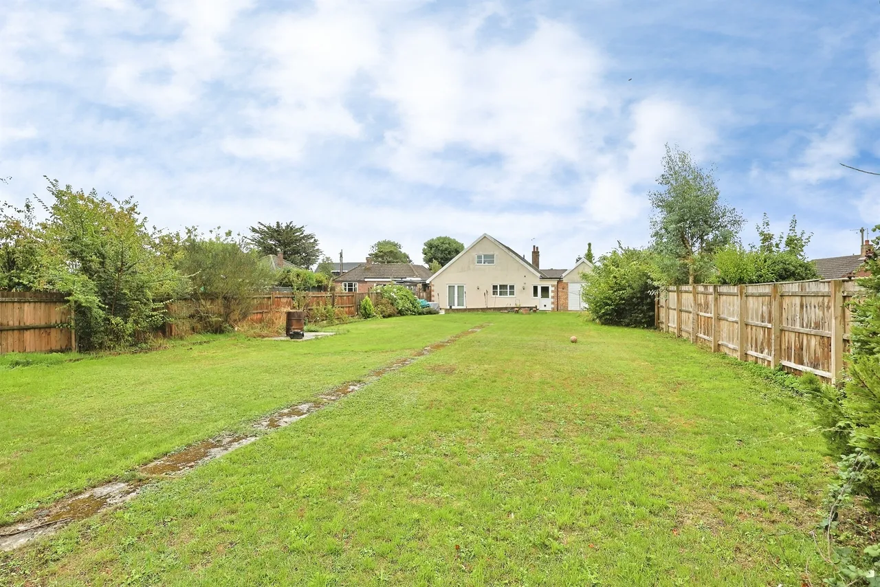Monkhams Drive, Watton, IP25, photo 2