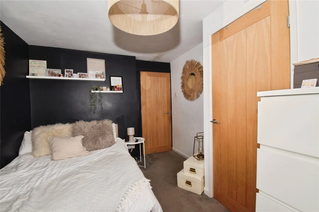 Durnford Road, Wigston, LE18, photo 23