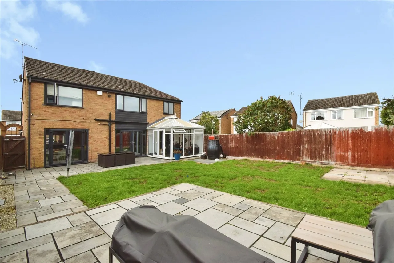 Durnford Road, Wigston, LE18, photo 28