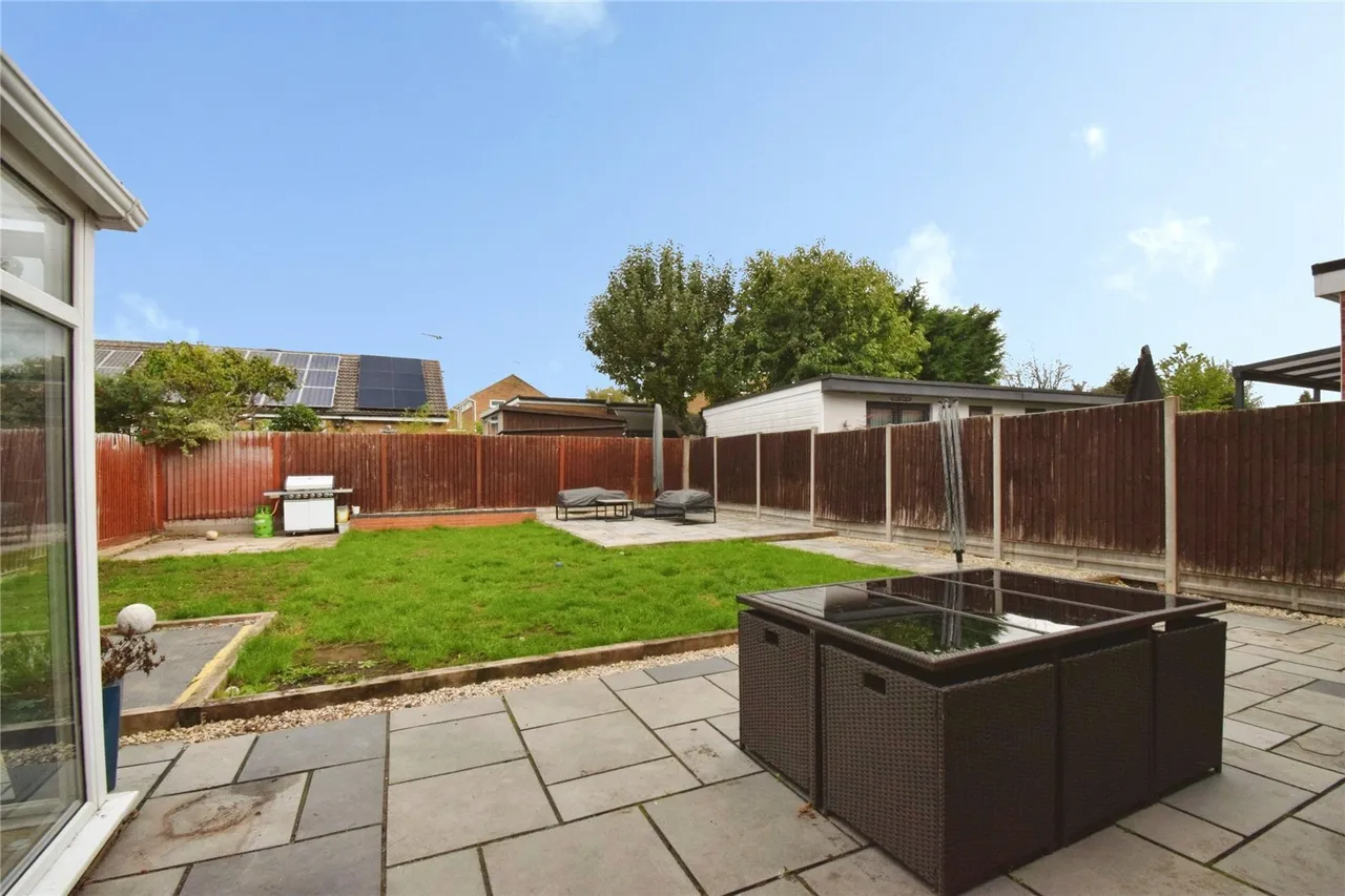 Durnford Road, Wigston, LE18, photo 27
