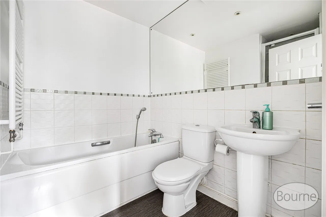 Railton Road, Guildford, GU2, photo 11