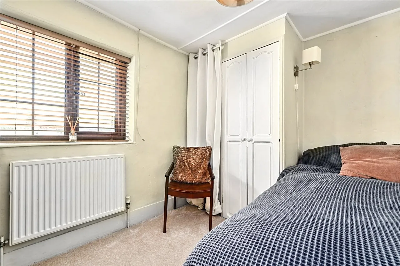 London Road, Ashington, RH20, photo 28