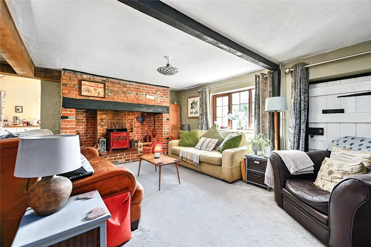 London Road, Ashington, RH20, photo 12