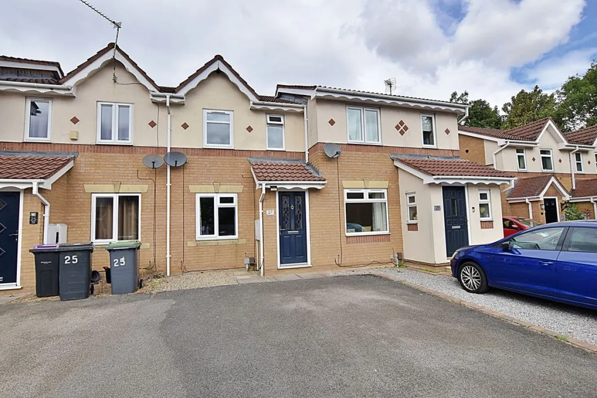 2 bed house for sale, King Drive, Bracebridge Heath