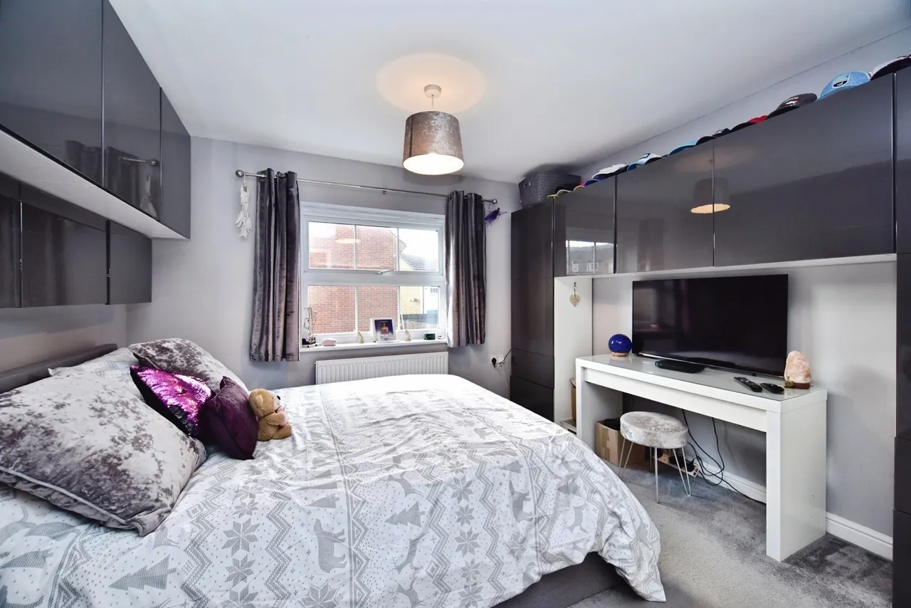 Premier Way, Kemsley, Sittingbourne, ME10, photo 4