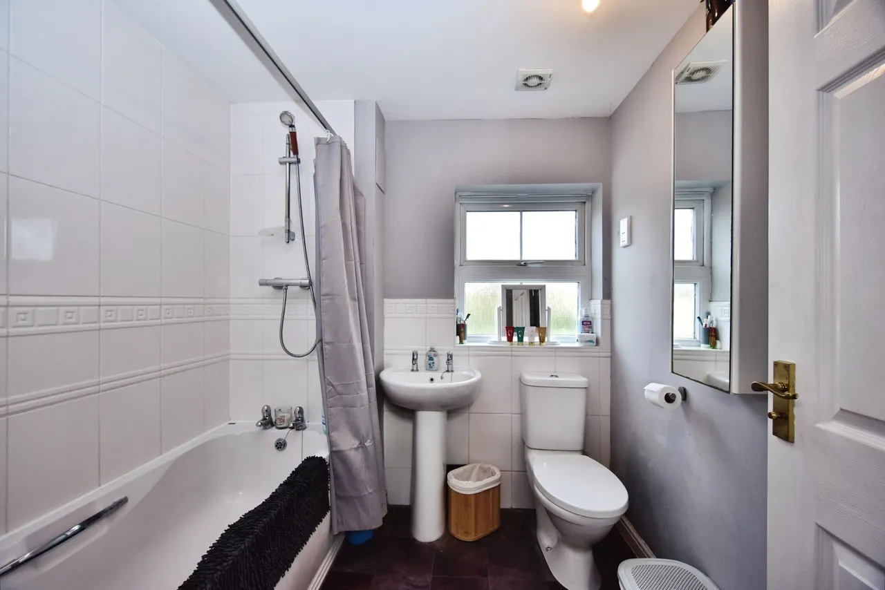 Premier Way, Kemsley, Sittingbourne, ME10, photo 16