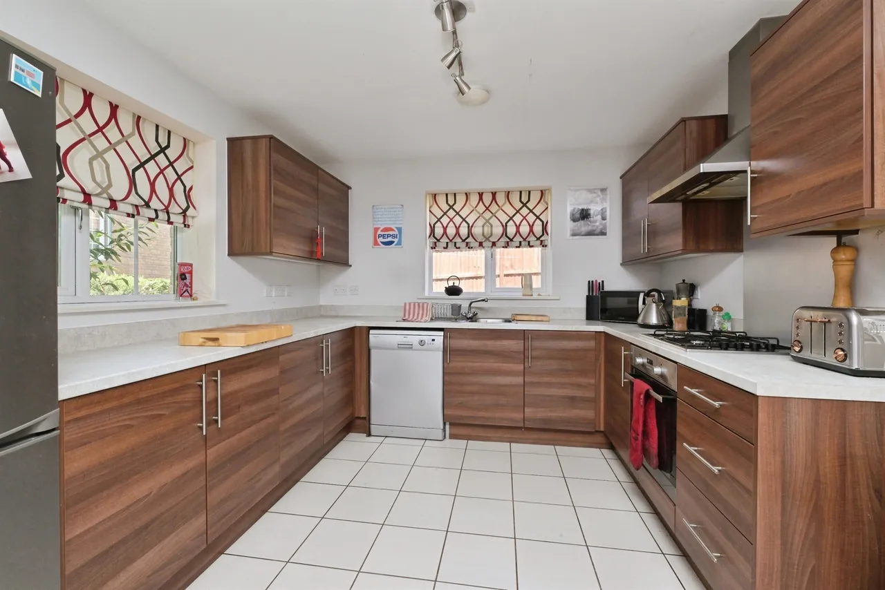 Oak Lane, Peterborough, PE8, photo 2