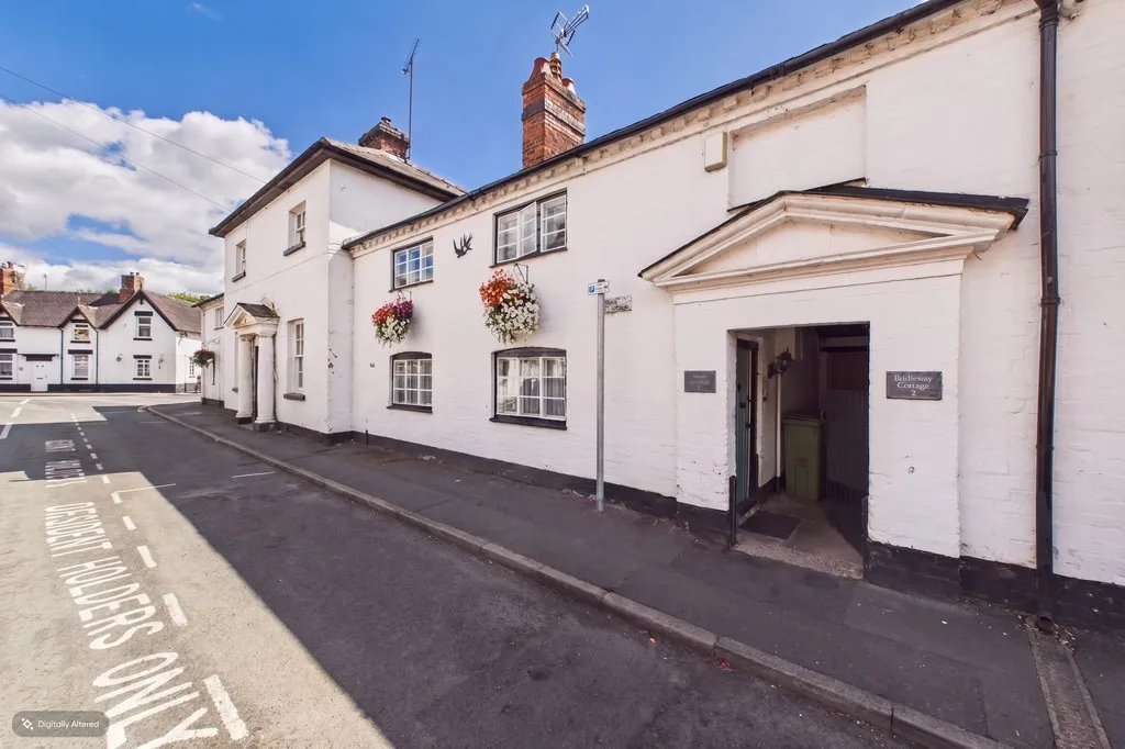 3 bed house for sale, Trent Lane, Great Haywood