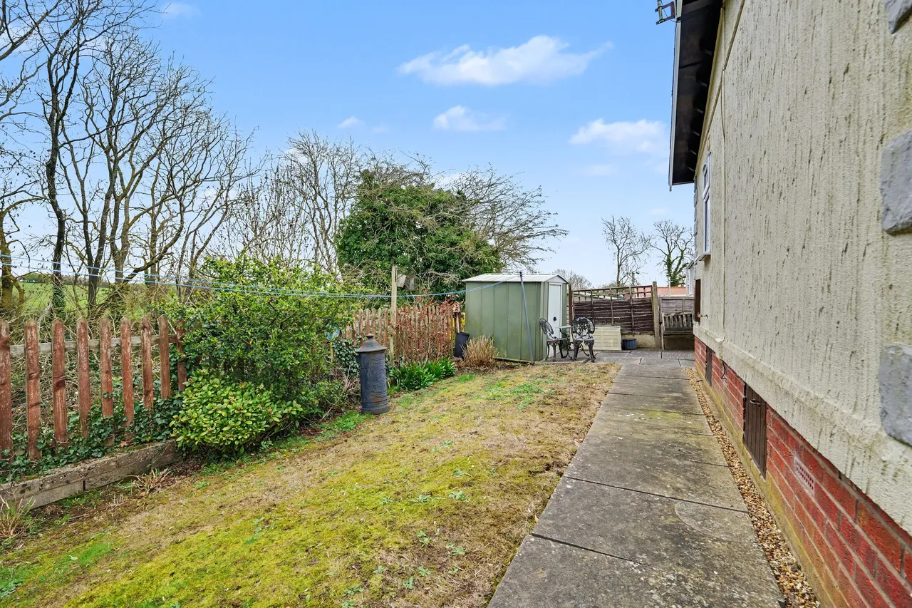 Mill Farm Park, Bulkington, CV12, photo 20