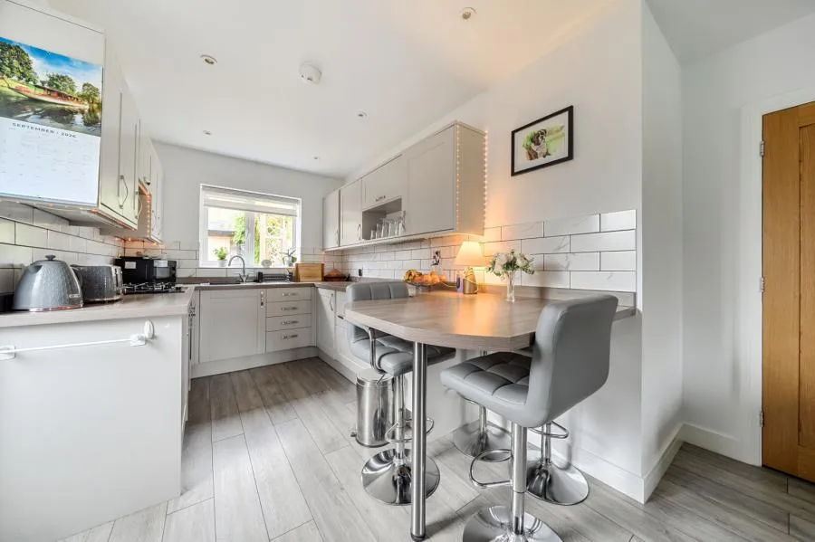 Hailey Road, Witney, OX28, photo 6