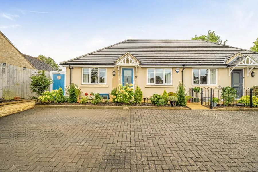 Hailey Road, Witney, OX28, photo 2