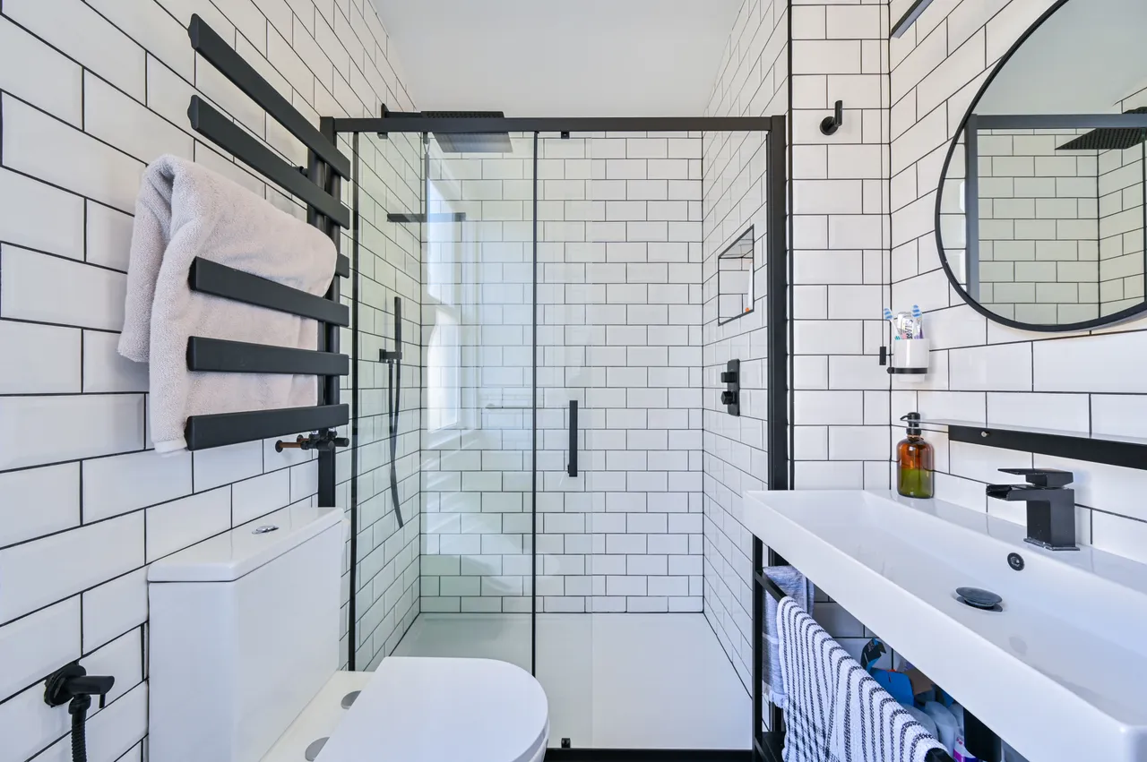 45 Charlmont Road, London, photo 6