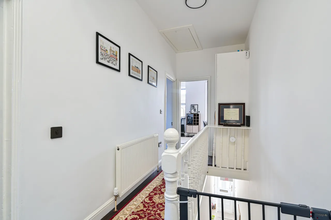 45 Charlmont Road, London, photo 11