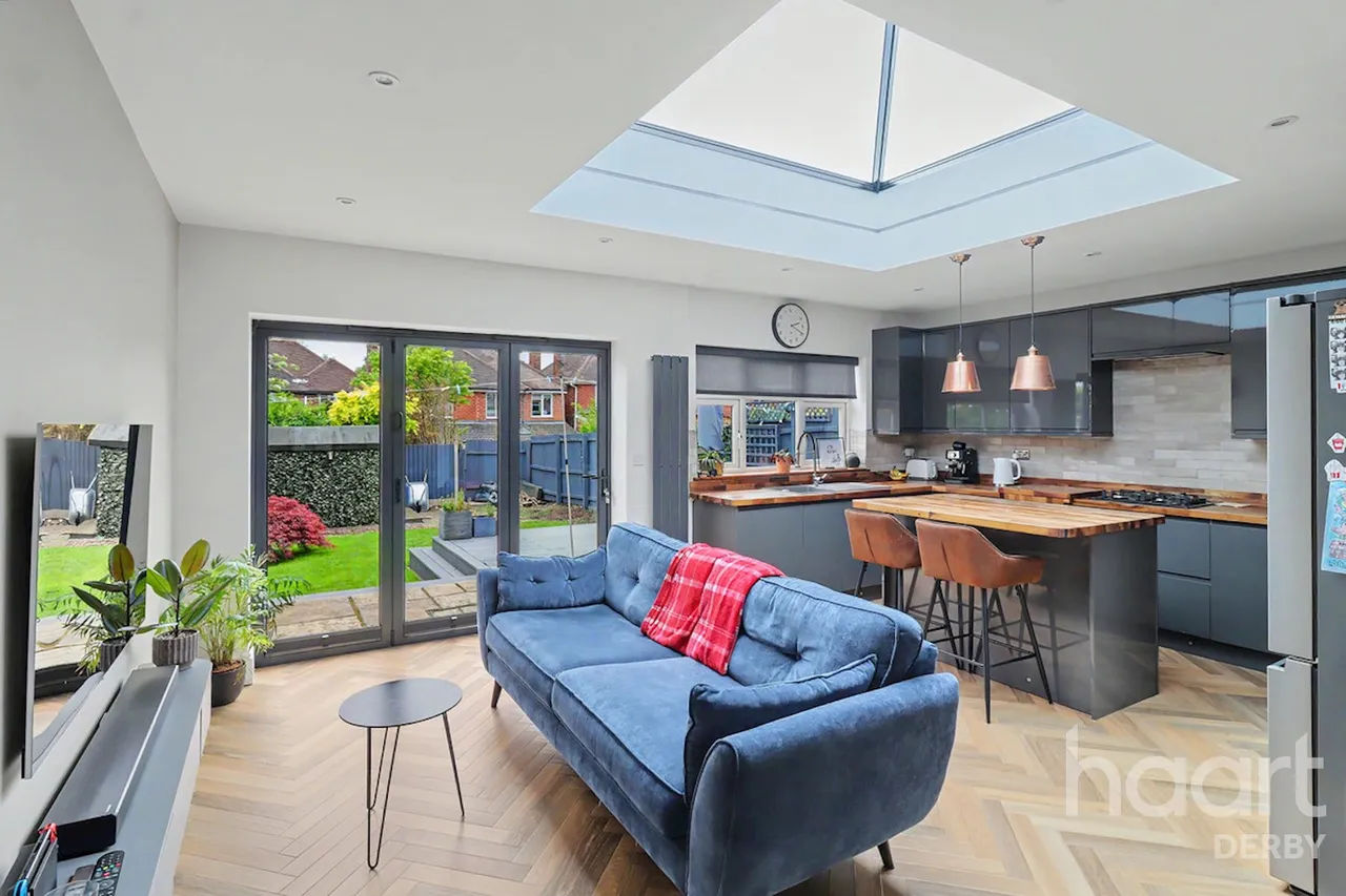 West Bank Road, Allestree, DE22, photo 2