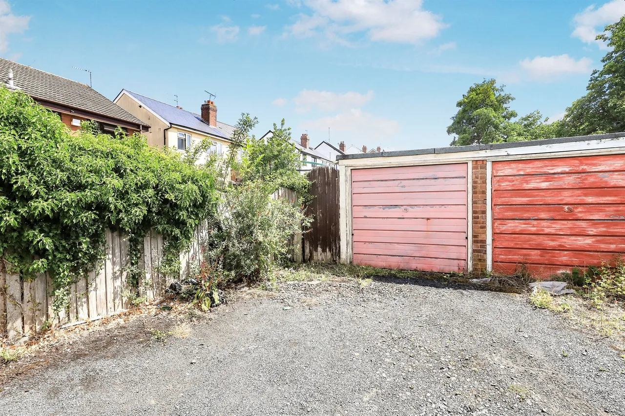 Ryecroft Avenue, Penn, WV4, photo 11