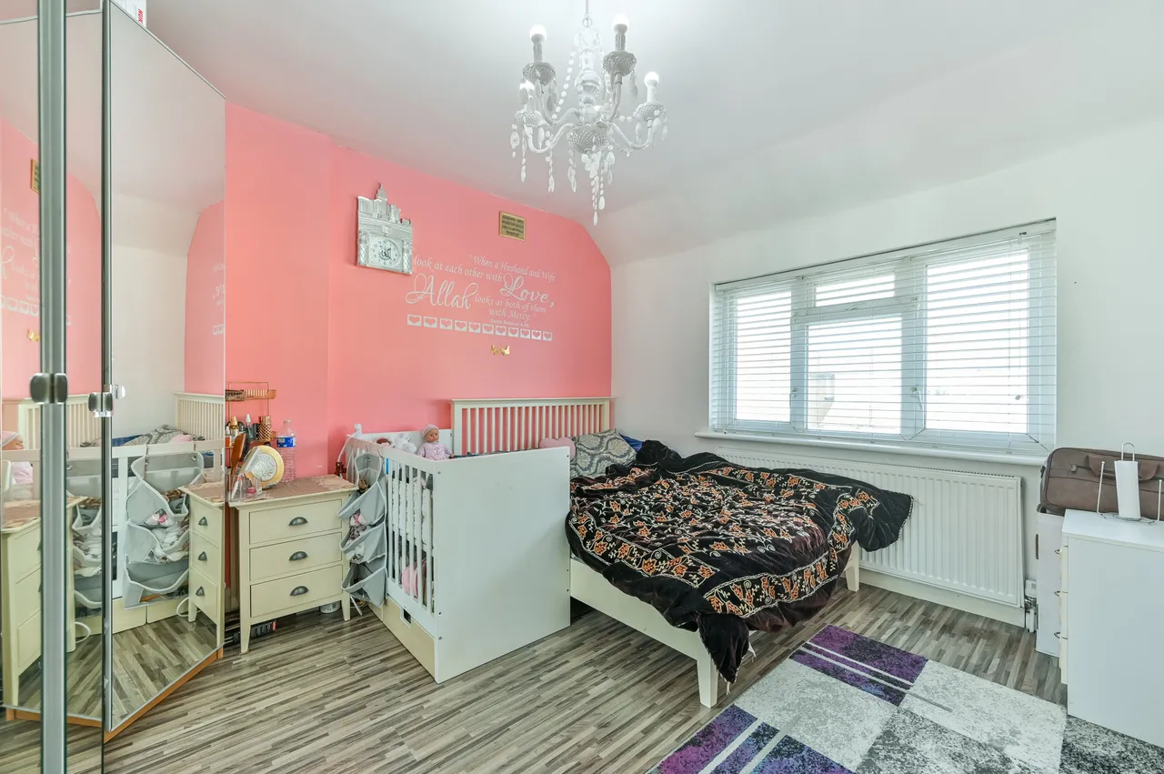 35 Westbourne Road, Feltham, photo 6