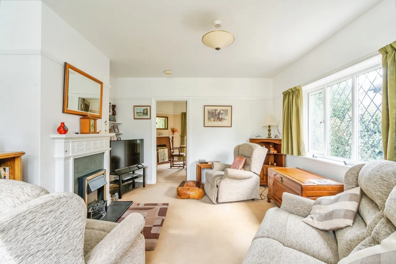 West Close, Middleton-on-Sea, PO22, photo 6