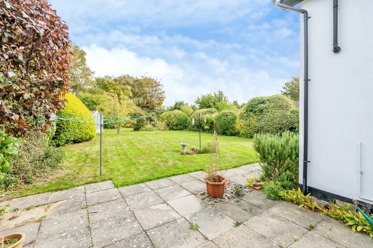 West Close, Middleton-on-Sea, PO22, photo 14