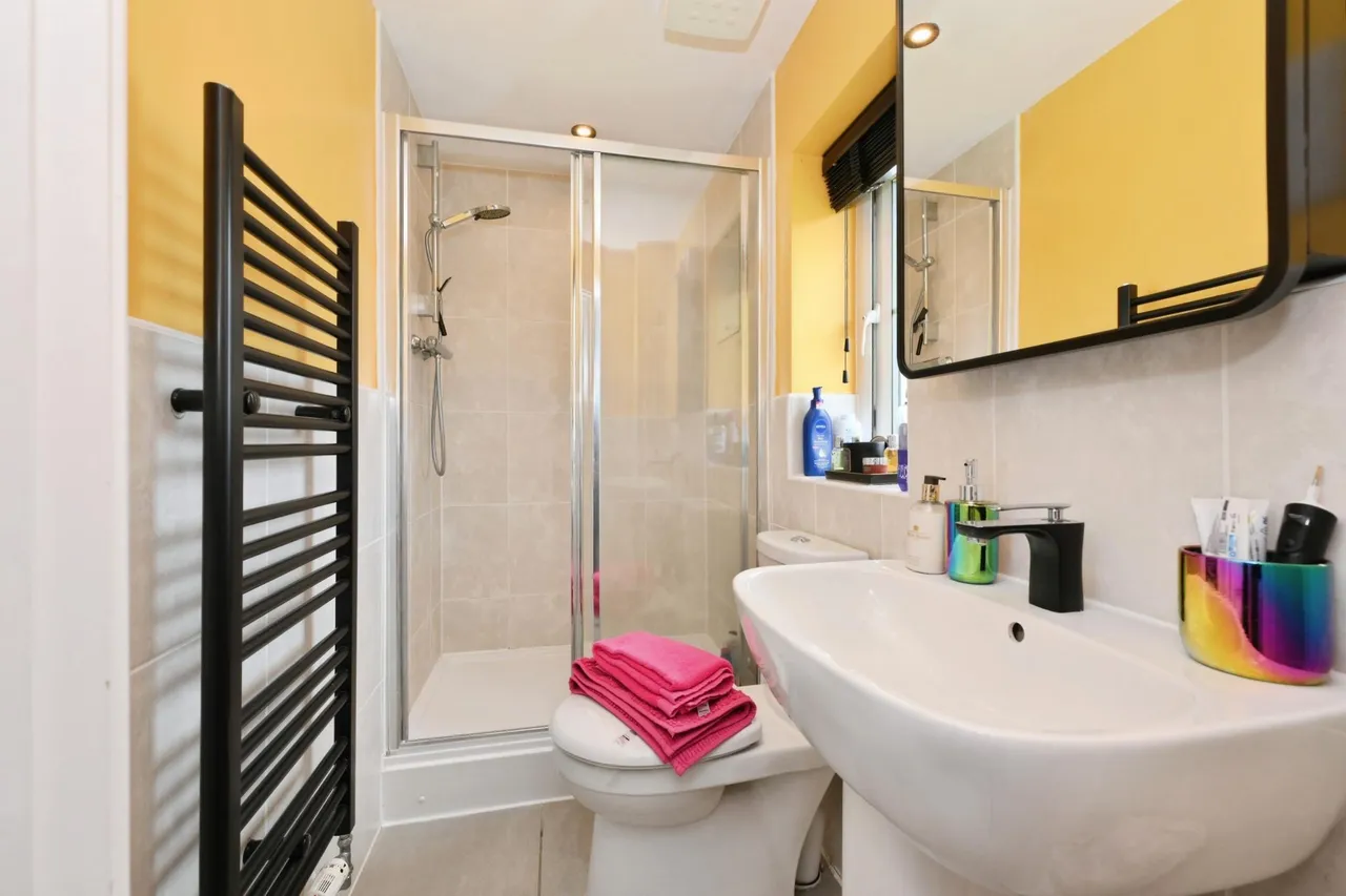 Hanslope Close, Papworth Everard, CB23, photo 14