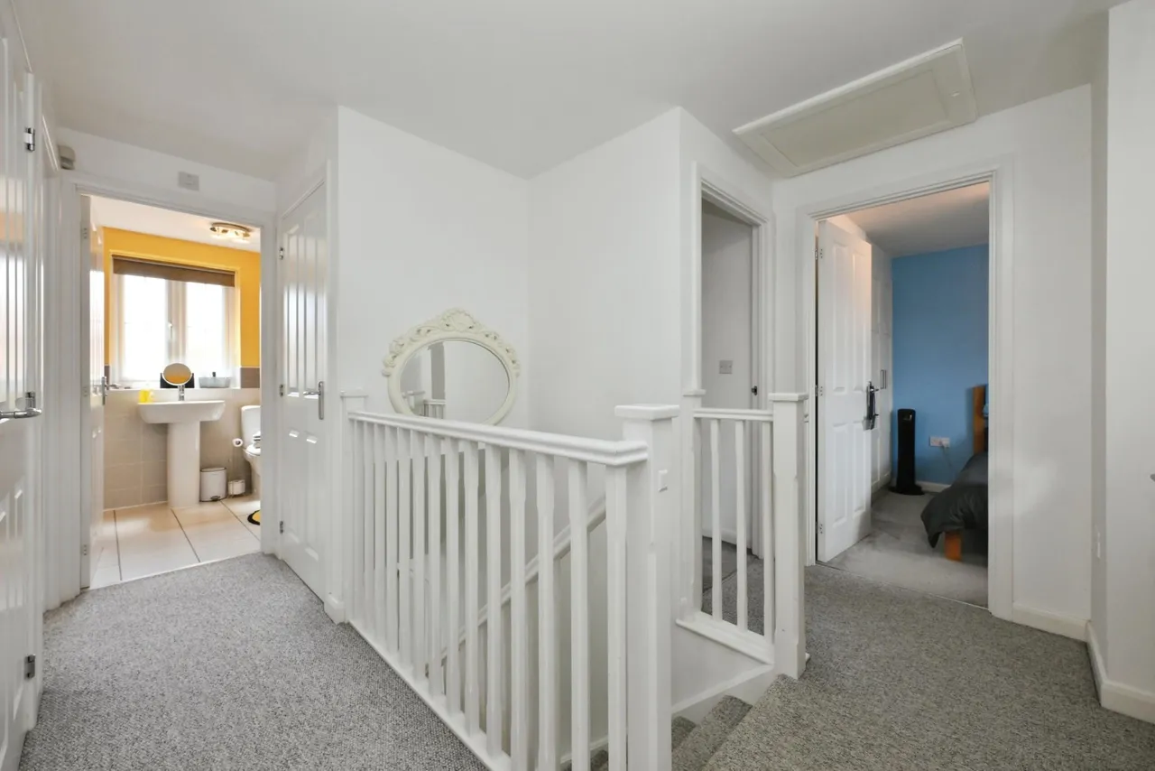 Hanslope Close, Papworth Everard, CB23, photo 12